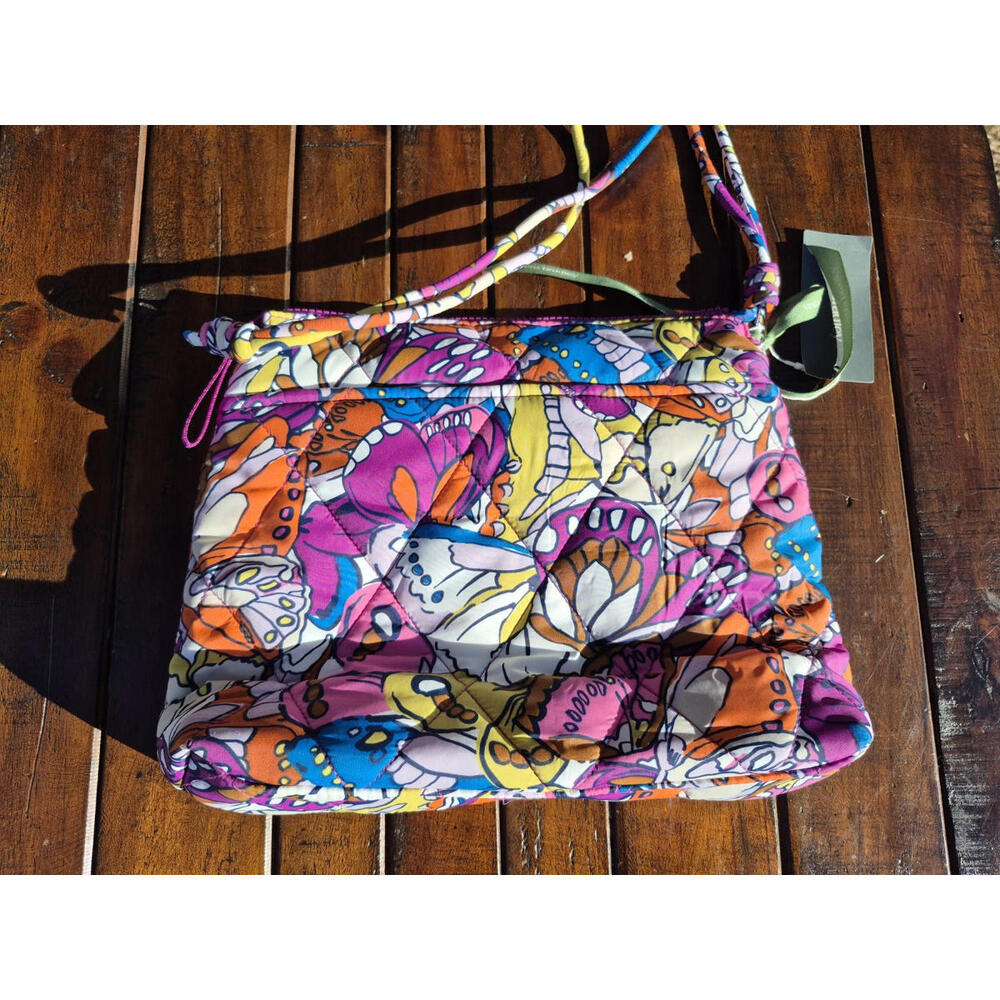 Vera Bradley Womens Featherweight Original Hipster Crossbody, Flutter, $80 MSRP - Picture 6 of 9